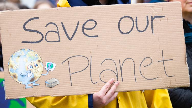 Protest Sign reading "Save our Planet"